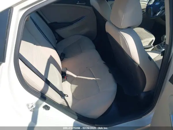 KMHCT4AE9GU152878 2016 HYUNDAI ACCENT - Image 8