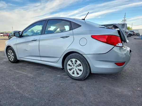 KMHCT4AE9GU950099 2016 HYUNDAI ACCENT - Image 2
