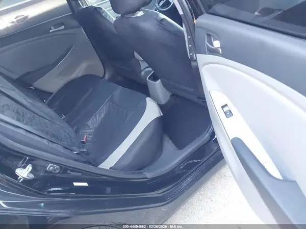KMHCT4AE9GU955786 2016 HYUNDAI ACCENT - Image 8