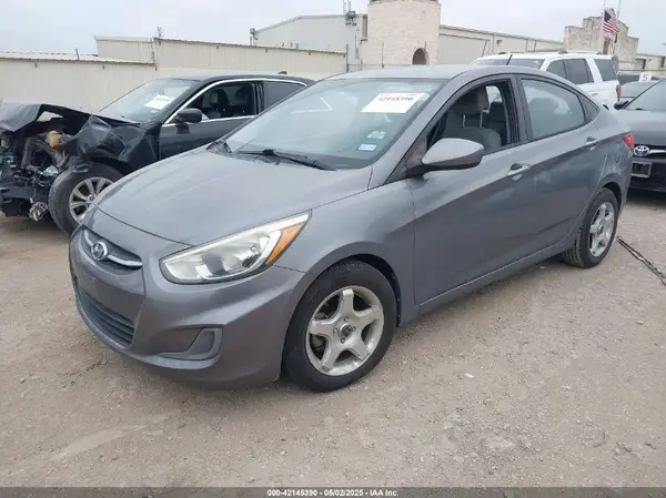 KMHCT4AE9GU967632 2016 HYUNDAI ACCENT - Image 2