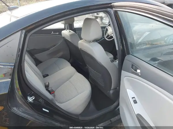 KMHCT4AE9GU972507 2016 HYUNDAI ACCENT - Image 8