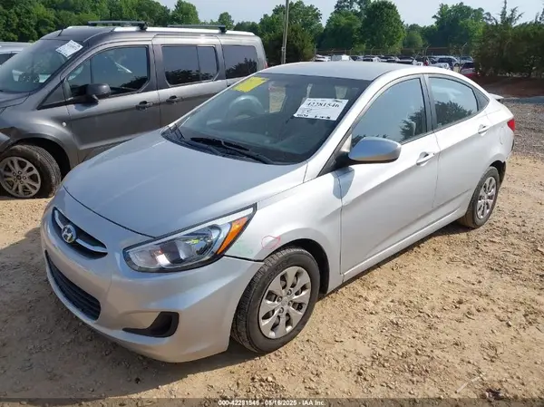 KMHCT4AE9GU973351 2016 HYUNDAI ACCENT - Image 2