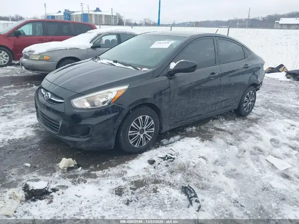 KMHCT4AE9GU976248 2016 HYUNDAI ACCENT - Image 2