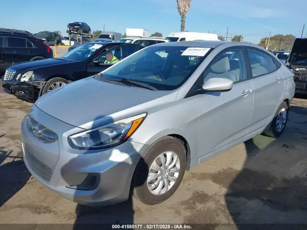 KMHCT4AE9GU980221 2016 HYUNDAI ACCENT - Image 2