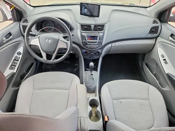 KMHCT4AE9GU981353 2016 HYUNDAI ACCENT - Image 8