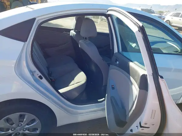 KMHCT4AE9HU193402 2017 HYUNDAI ACCENT - Image 8