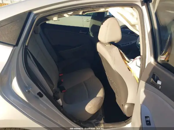 KMHCT4AE9HU200459 2017 HYUNDAI ACCENT - Image 8