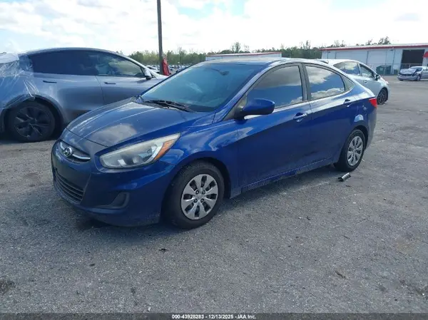 KMHCT4AE9HU209369 2017 HYUNDAI ACCENT - Image 2
