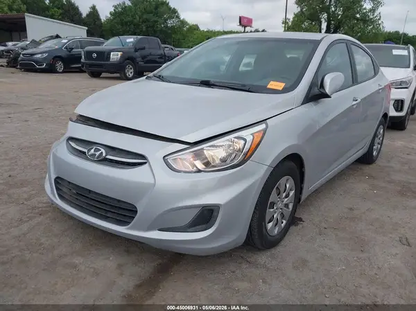 KMHCT4AE9HU212708 2017 HYUNDAI ACCENT - Image 2