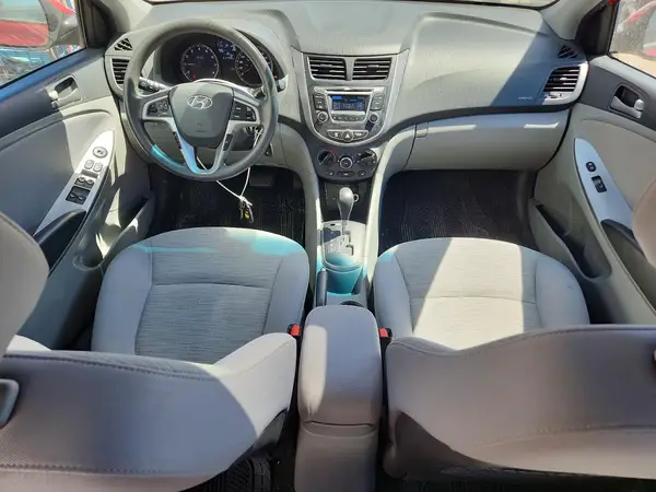 KMHCT4AE9HU242985 2017 HYUNDAI ACCENT - Image 8