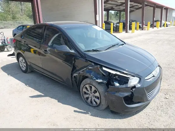 KMHCT4AE9HU250228 2017 HYUNDAI ACCENT - Image 1