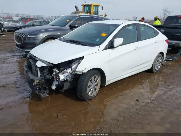 KMHCT4AE9HU251248 2017 HYUNDAI ACCENT - Image 2