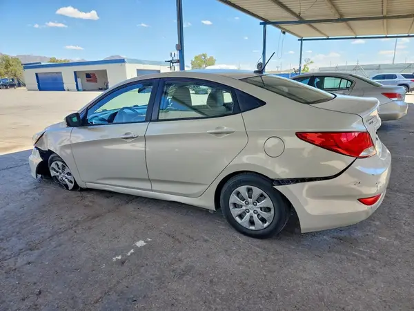 KMHCT4AE9HU252853 2017 HYUNDAI ACCENT - Image 2