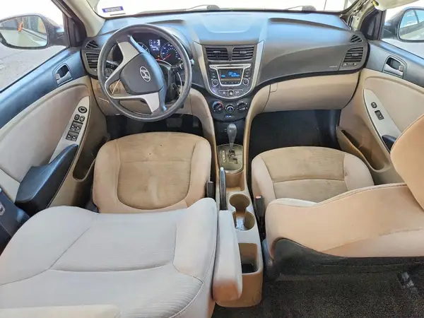 KMHCT4AE9HU252853 2017 HYUNDAI ACCENT - Image 8