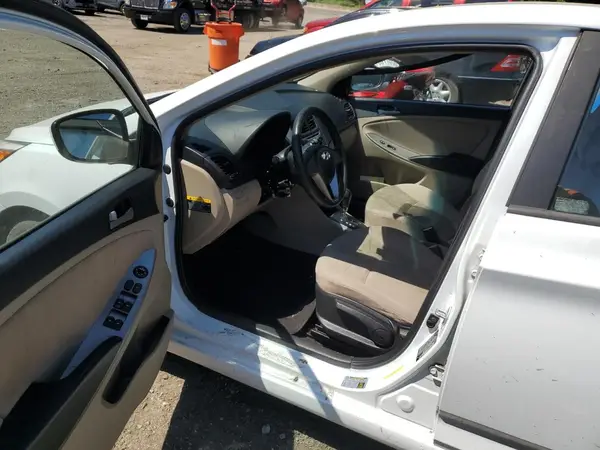 KMHCT4AE9HU253937 2017 HYUNDAI ACCENT - Image 8