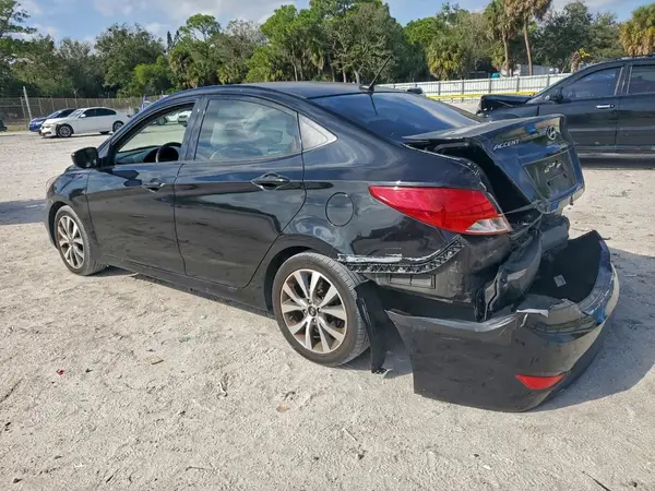 KMHCT4AE9HU255817 2017 HYUNDAI ACCENT - Image 2