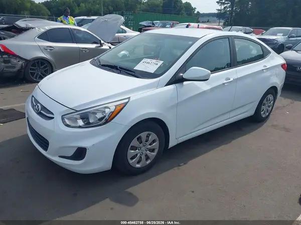 KMHCT4AE9HU271435 2017 HYUNDAI ACCENT - Image 2