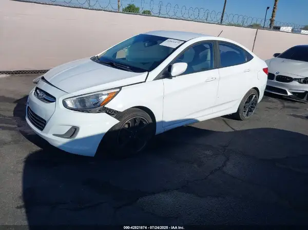 KMHCT4AE9HU286162 2017 HYUNDAI ACCENT - Image 2