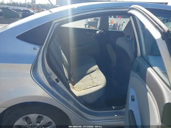 KMHCT4AE9HU288476 2017 HYUNDAI ACCENT - Image 8
