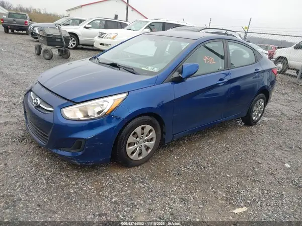 KMHCT4AE9HU289031 2017 HYUNDAI ACCENT - Image 2
