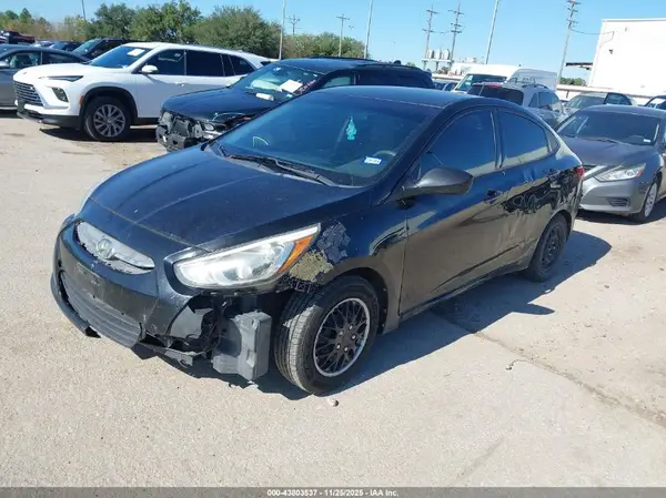 KMHCT4AE9HU292978 2017 HYUNDAI ACCENT - Image 2