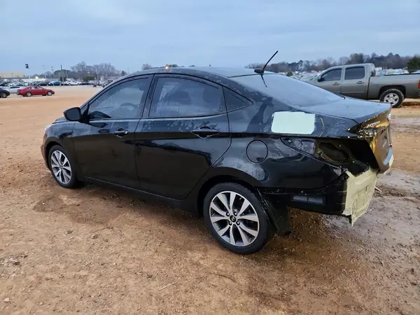 KMHCT4AE9HU318687 2017 HYUNDAI ACCENT - Image 2