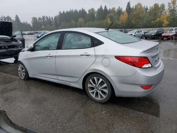 KMHCT4AE9HU320603 2017 HYUNDAI ACCENT - Image 2