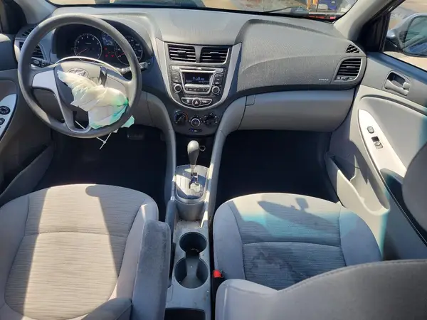 KMHCT4AE9HU327499 2017 HYUNDAI ACCENT - Image 8