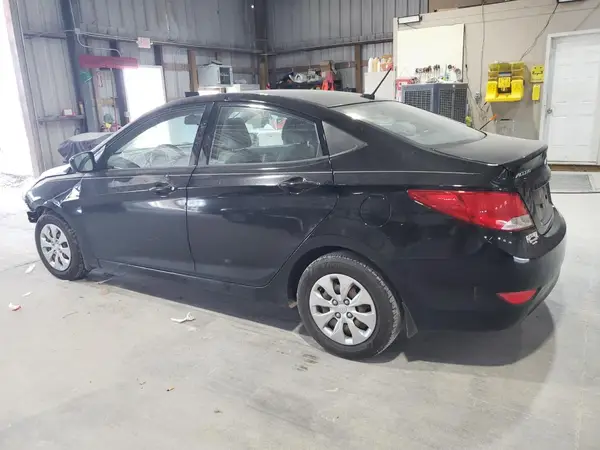 KMHCT4AE9HU334663 2017 HYUNDAI ACCENT - Image 2