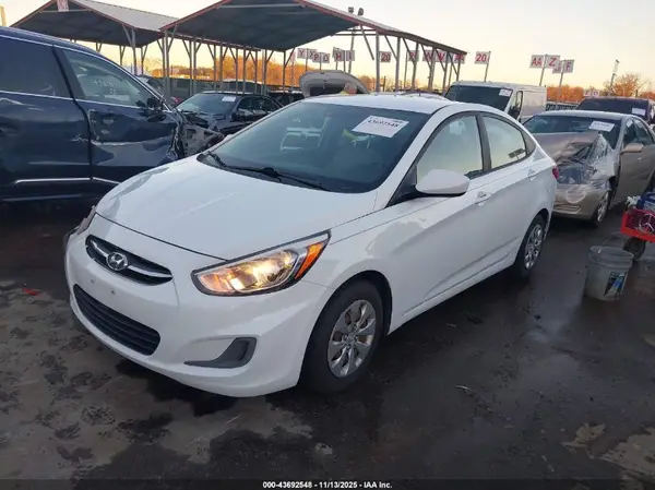 KMHCT4AE9HU341631 2017 HYUNDAI ACCENT - Image 2