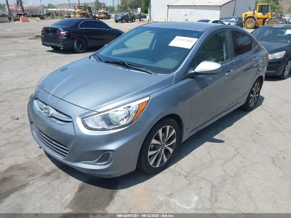 KMHCT4AE9HU352337 2017 HYUNDAI ACCENT - Image 2