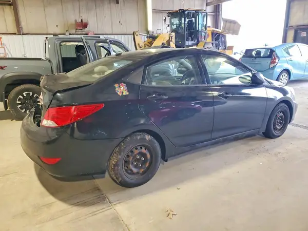 KMHCT4AE9HU358736 2017 HYUNDAI ACCENT - Image 2