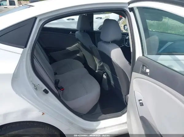 KMHCT4AE9HU363029 2017 HYUNDAI ACCENT - Image 8