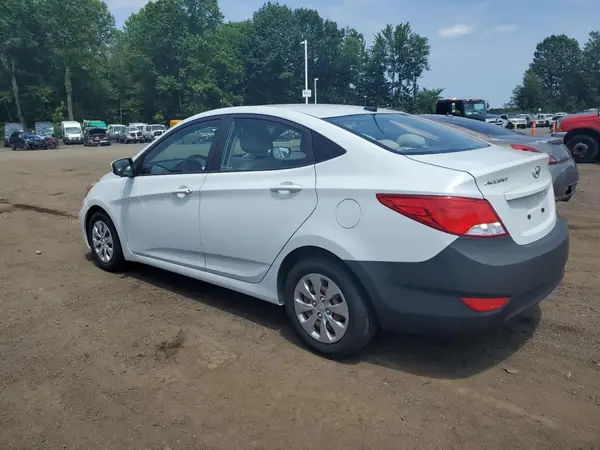 KMHCT4AE9HU363256 2017 HYUNDAI ACCENT - Image 2