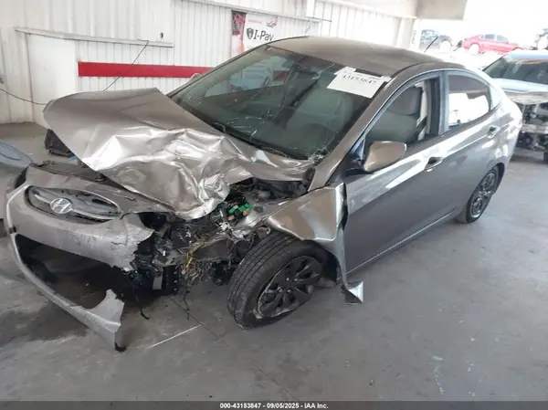 KMHCT4AE9HU364181 2017 HYUNDAI ACCENT - Image 2