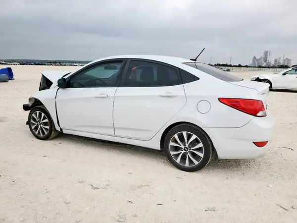 KMHCT4AE9HU365511 2017 HYUNDAI ACCENT - Image 2