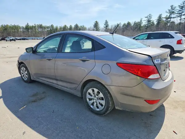 KMHCT4AE9HU366688 2017 HYUNDAI ACCENT - Image 2