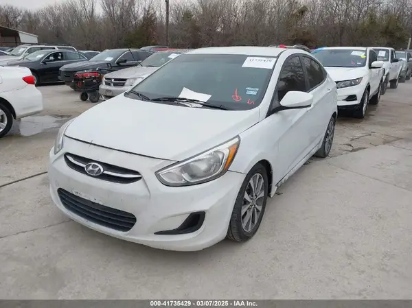 KMHCT4AE9HU372118 2017 HYUNDAI ACCENT - Image 2