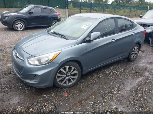 KMHCT4AE9HU373687 2017 HYUNDAI ACCENT - Image 2