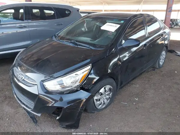 KMHCT4AE9HU377934 2017 HYUNDAI ACCENT - Image 2