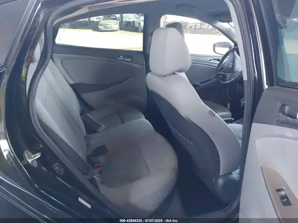 KMHCT4AE9HU377934 2017 HYUNDAI ACCENT - Image 8