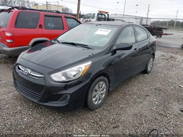 KMHCT4AE9HU383216 2017 HYUNDAI ACCENT - Image 2