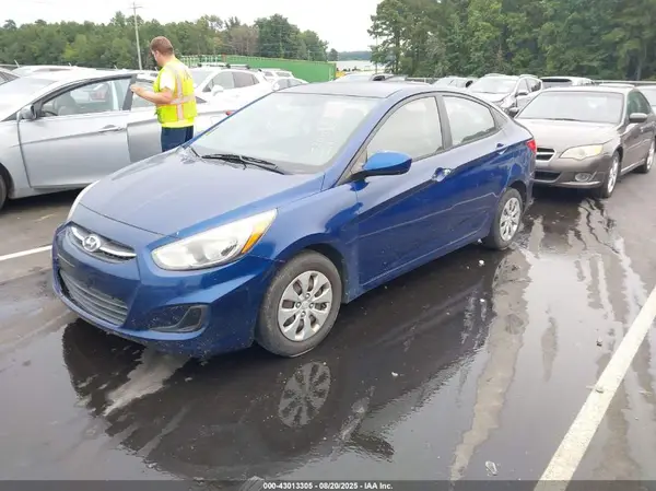KMHCT4AEXGU002861 2016 HYUNDAI ACCENT - Image 2