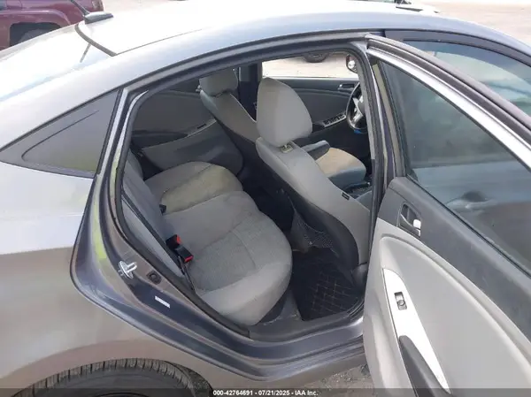 KMHCT4AEXGU007431 2016 HYUNDAI ACCENT - Image 8
