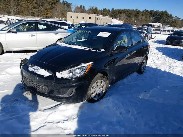 KMHCT4AEXGU049467 2016 HYUNDAI ACCENT - Image 2