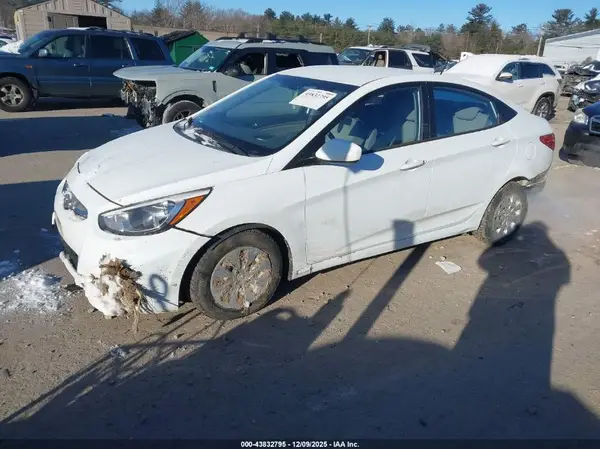 KMHCT4AEXGU057200 2016 HYUNDAI ACCENT - Image 2