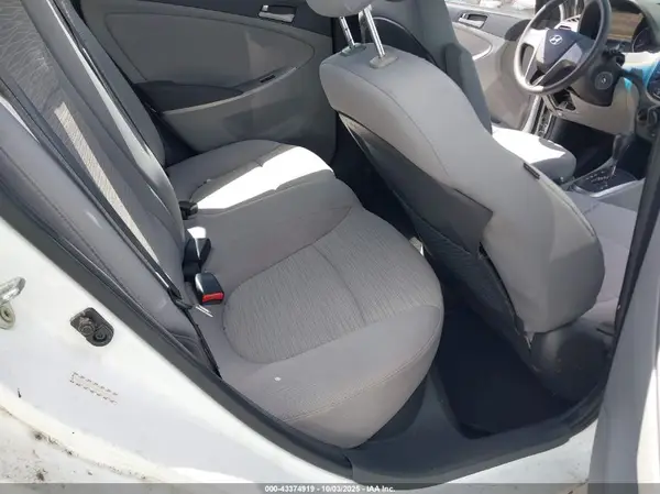 KMHCT4AEXGU058122 2016 HYUNDAI ACCENT - Image 8