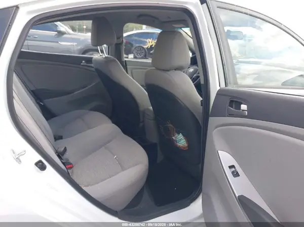 KMHCT4AEXGU064907 2016 HYUNDAI ACCENT - Image 8