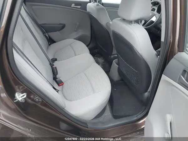 KMHCT4AEXGU068164 2016 HYUNDAI ACCENT - Image 8