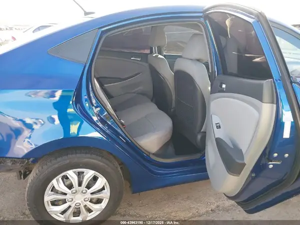 KMHCT4AEXGU091685 2016 HYUNDAI ACCENT - Image 8